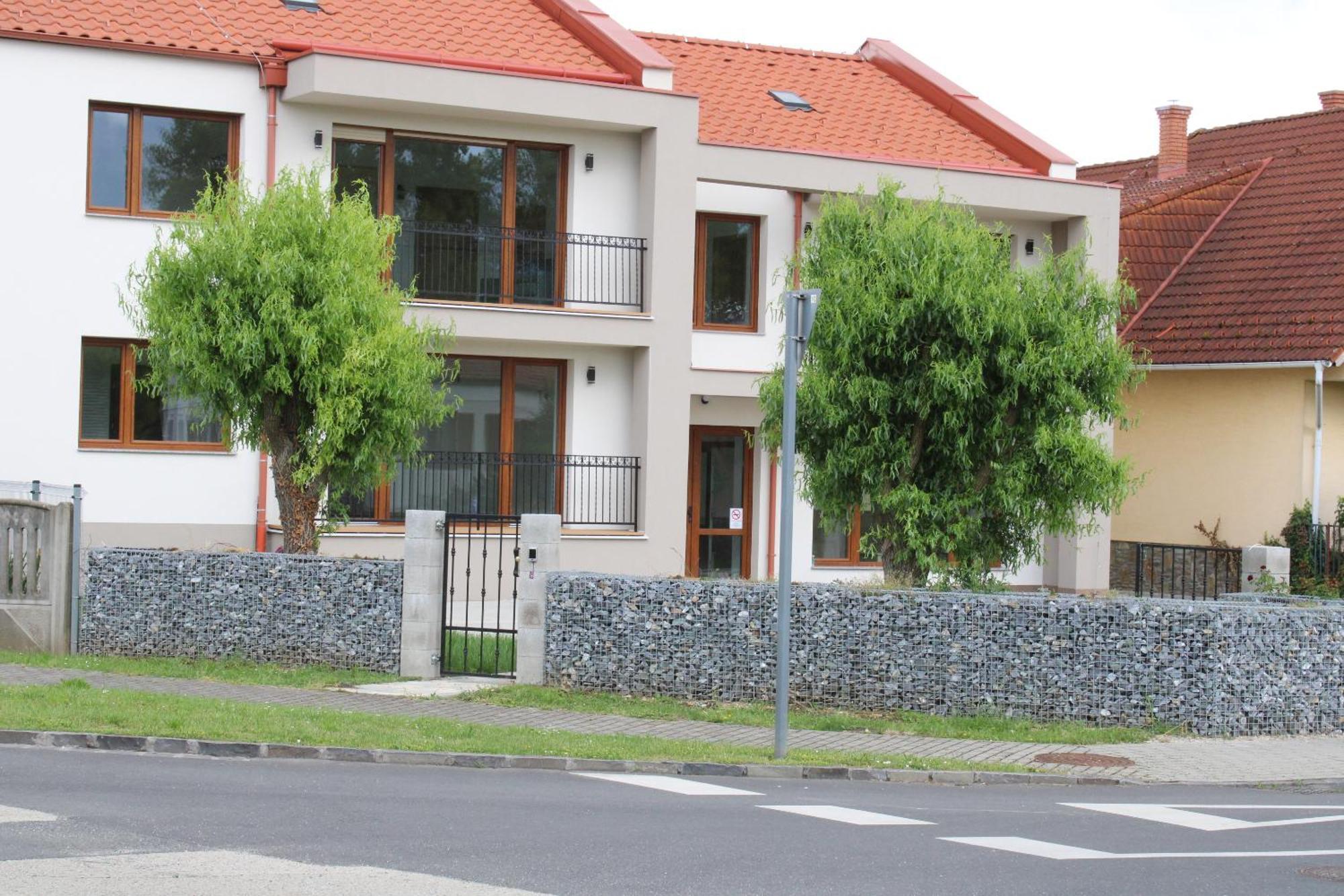 Mara Apartman Buek ภายนอก รูปภาพ